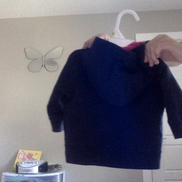 baby gap sweater - Picture 2 of 2